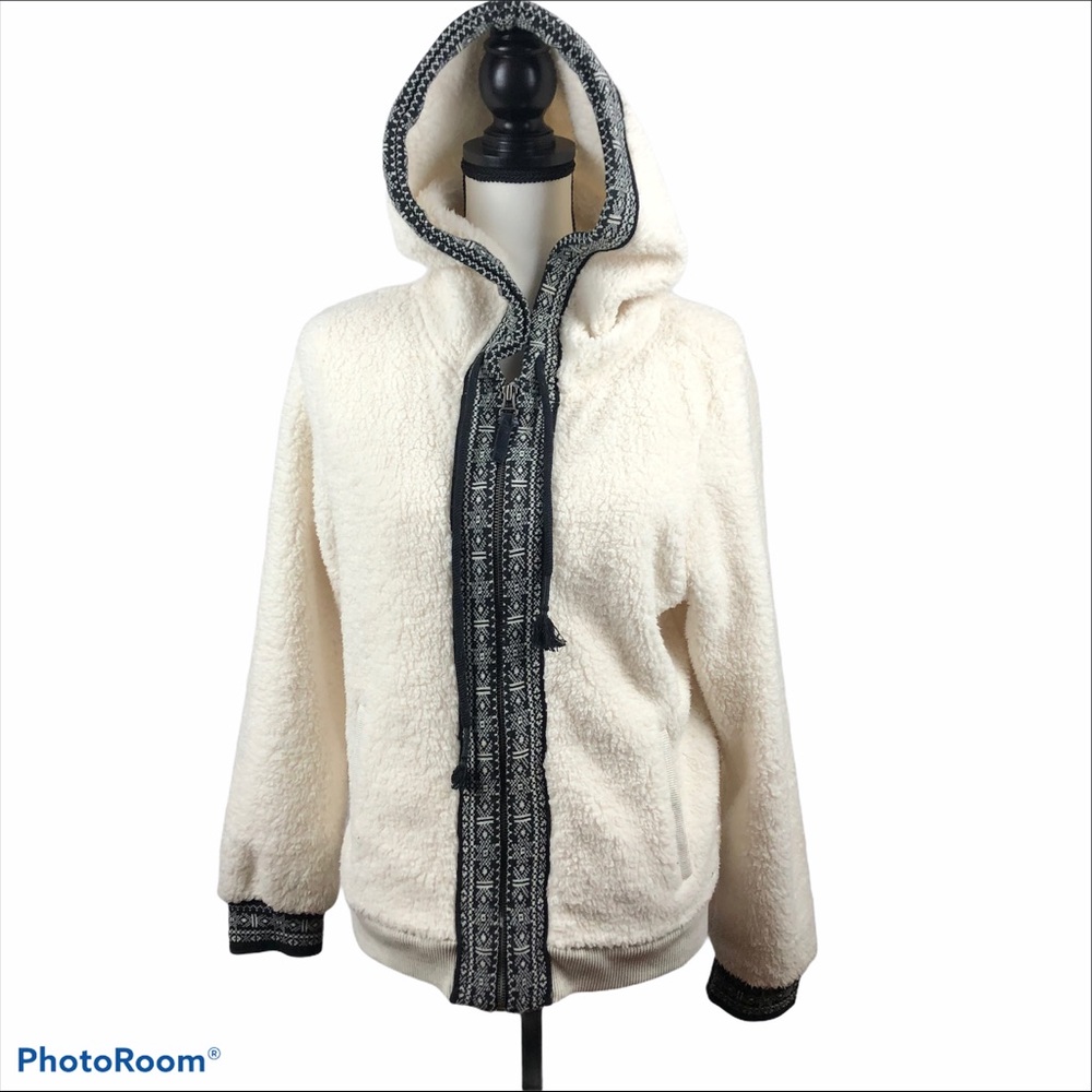 American Eagle cream Sherpa fleece zip jacket